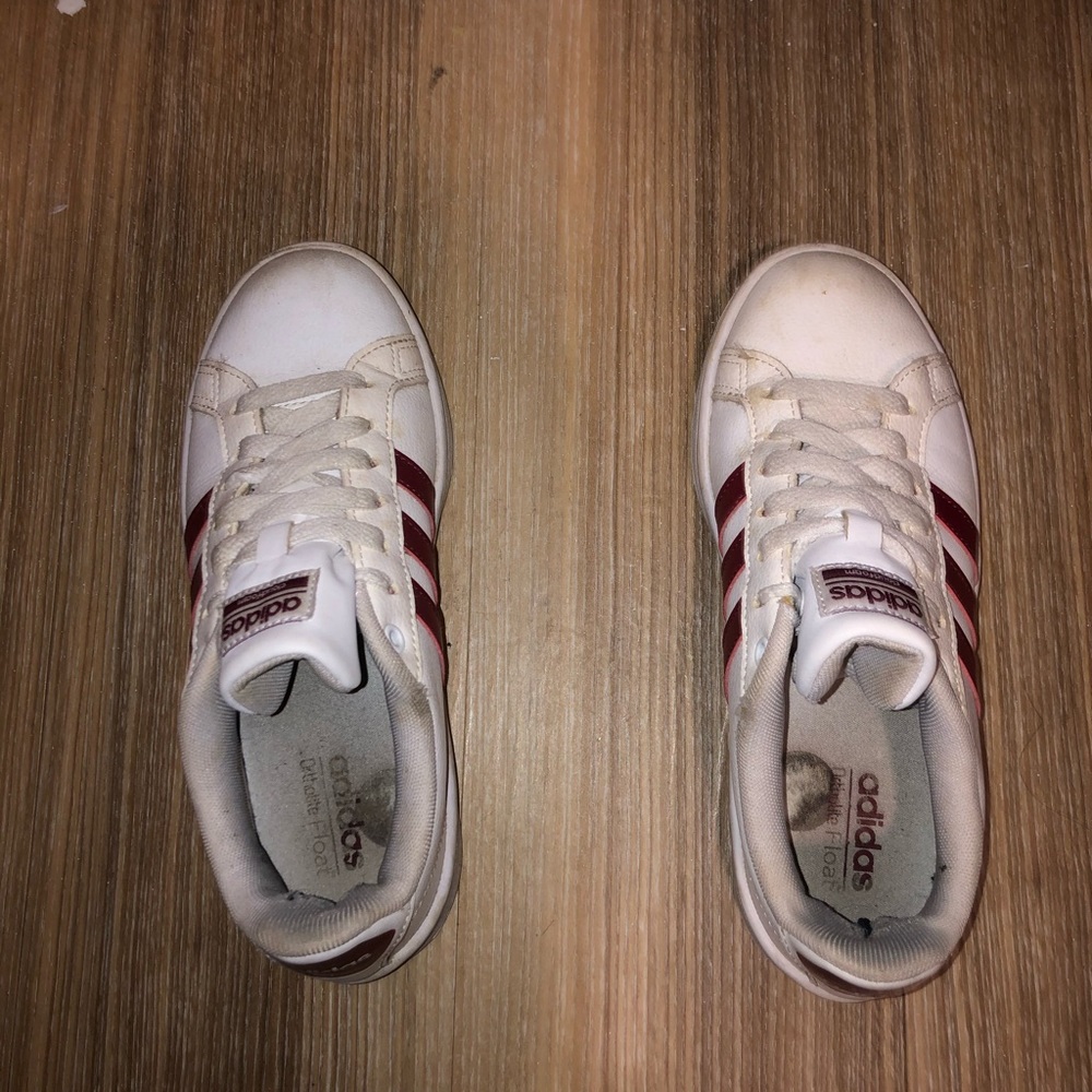 Adidas - Picture 3 of 4